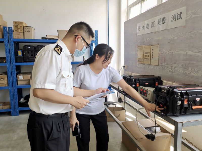 鋰<a href='http://m.westfieldfloors.com' title='電池海運' >電池海運</a>